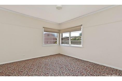 Property photo of 65 Hamilton Place Hamilton VIC 3300