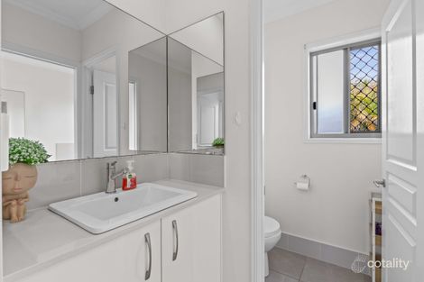 Property photo of 2 Clearview Way Yengarie QLD 4650