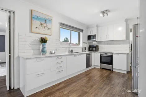 Property photo of 5 Laura Place Karabar NSW 2620