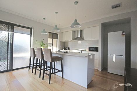 Property photo of 12 Calm Avenue Craigieburn VIC 3064