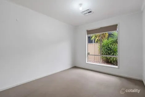 Property photo of 13 Admiral Parade Munno Para SA 5115