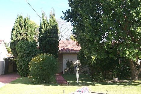 9 Sixth Ave, Kensington, WA 6151