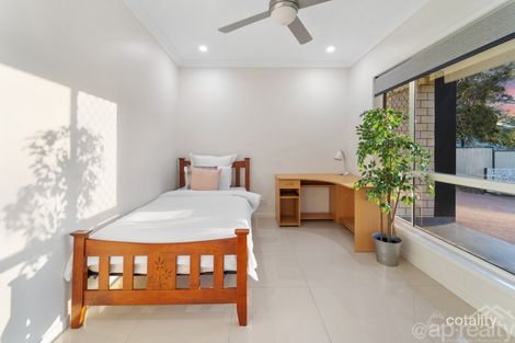 32 Bandicoot Cres, Doolandella, QLD 4077