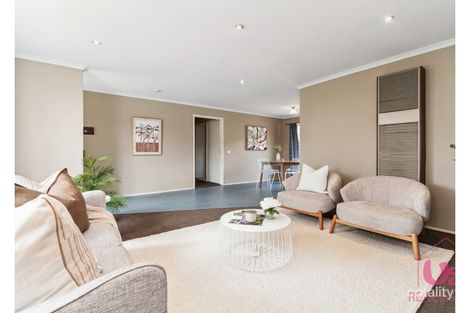 Property photo of 1/4 Cameron Way Pakenham VIC 3810