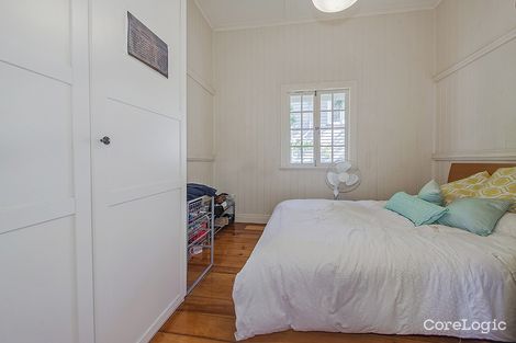 Property photo of 17 The Crescent Coorparoo QLD 4151