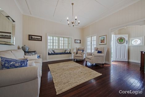 Property photo of 17 The Crescent Coorparoo QLD 4151