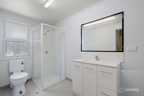 Property photo of 19 Emsworth Street Wynnum QLD 4178