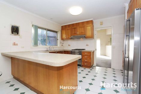 Property photo of 35 Mossman Crescent Lalor VIC 3075