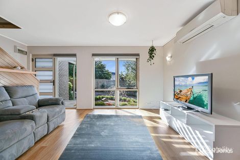 Property photo of 3/4 Lincoln Avenue Oakleigh VIC 3166