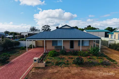 24 Reid St, Quairading, WA 6383