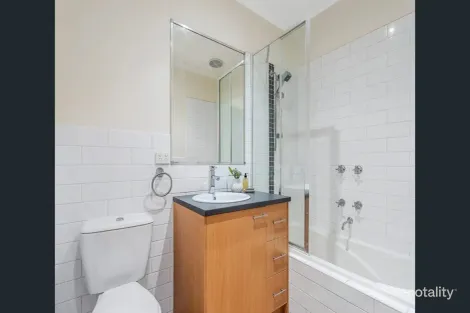 Property photo of 17 Swamphen Drive Williams Landing VIC 3027
