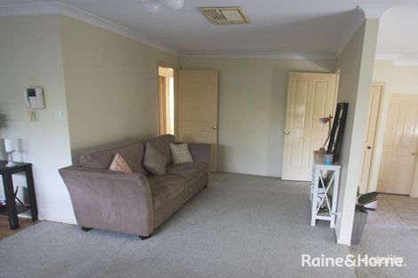 Property photo of 2/18 Kimberley Drive Tatton NSW 2650