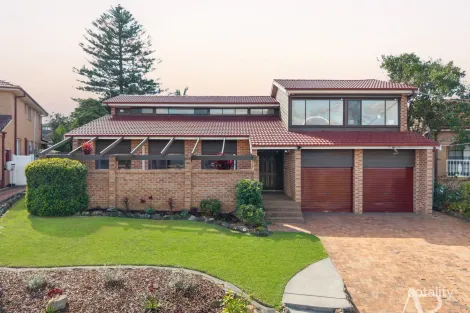 6 CHERIE PL, BASS HILL, NSW 2197
