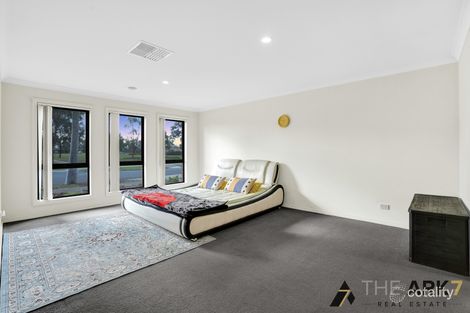 Property photo of 33 Stretton Drive Brookfield VIC 3338