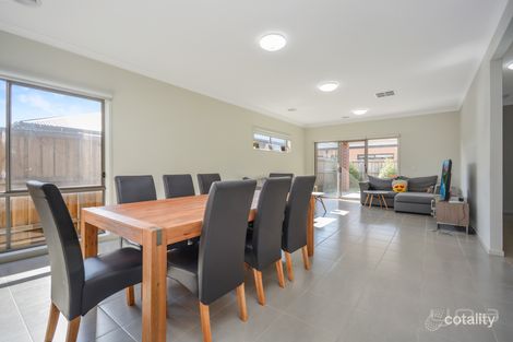 Property photo of 19 Winscombe Road Werribee VIC 3030