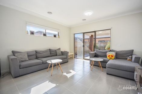 Property photo of 19 Winscombe Road Werribee VIC 3030