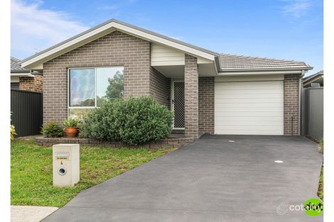 4 Cadogan Cres, Woongarrah, NSW 2259