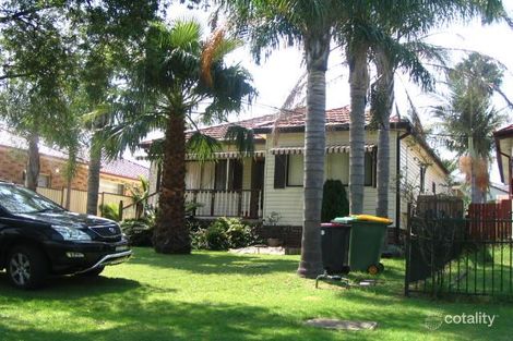 Property photo of 32 Hill Road Birrong NSW 2143