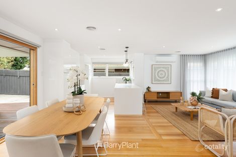 Property photo of 18 Forfar Road Hamlyn Heights VIC 3215