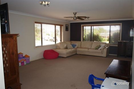 Property photo of 19 Cathie Circuit Lake Cathie NSW 2445