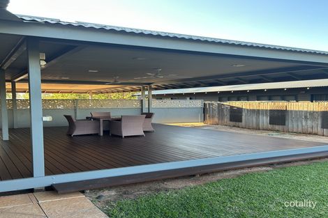 Property photo of 13 Sameshima Gardens Bilingurr WA 6725