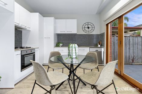 Property photo of 28/2-22 Breanne Place Keysborough VIC 3173