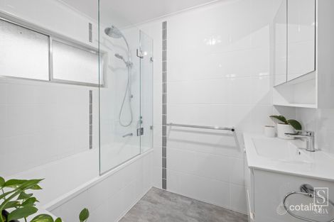Property photo of 3 Emblem Street Jamboree Heights QLD 4074