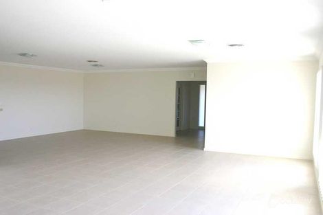 Property photo of 44 Gillmartin Drive Griffith NSW 2680
