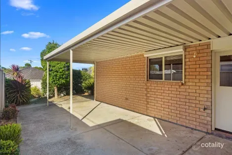 Property photo of 8 Hartland Avenue Christie Downs SA 5164