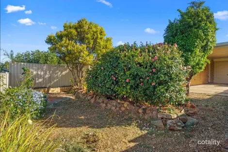 Property photo of 8 Hartland Avenue Christie Downs SA 5164