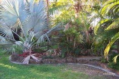 Property photo of 11 Barkala Court Ocean Shores NSW 2483