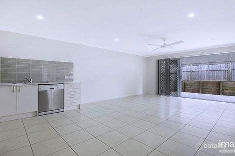 Property photo of 2/58 Feather Court Morayfield QLD 4506