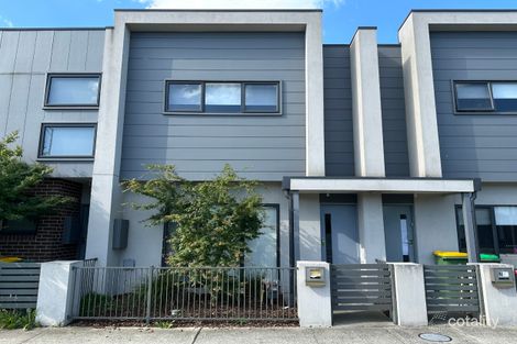 78 Henry St, Pakenham, VIC 3810