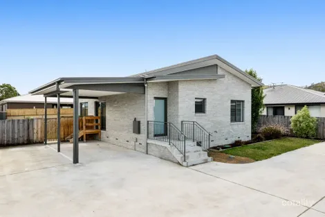 2/7 Venerable Dr, Rokeby, TAS 7019