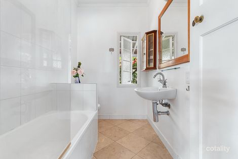 32 Alexander Rd, Oxley, QLD 4075