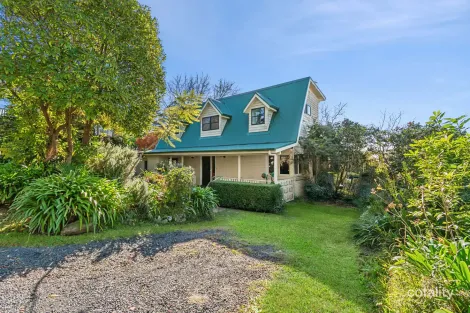 Property photo of 5 Bennett Lane Kurrajong Heights NSW 2758