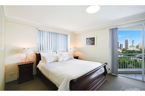 Property photo of 22/11-17 Hughes Avenue Main Beach QLD 4217