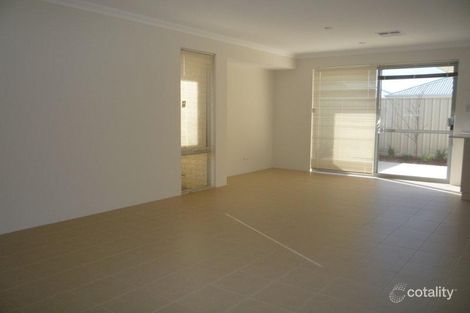 Property photo of 19 Barfield Road Hammond Park WA 6164