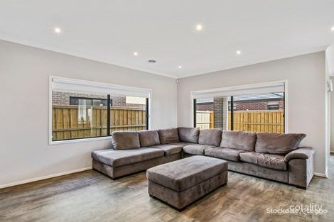 Property photo of 26 Hekela Street Clyde North VIC 3978