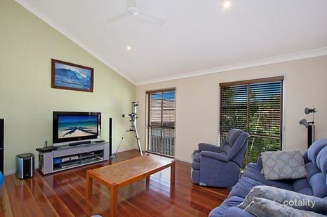 Property photo of 13 Bidwill Court Elanora QLD 4221