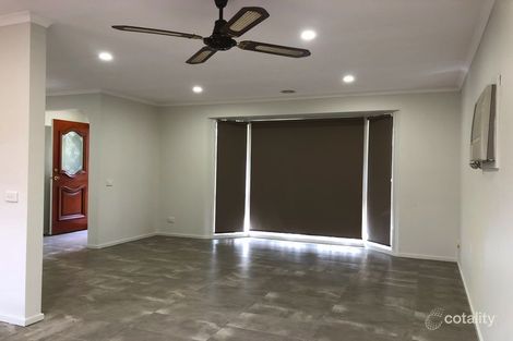 Property photo of 1 Radovic Court Cranbourne North VIC 3977