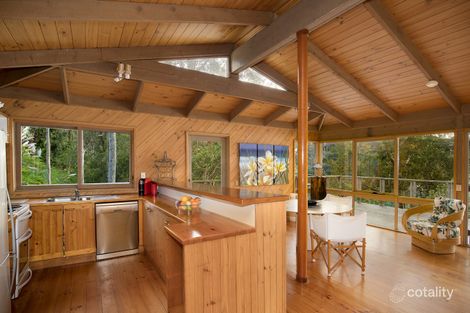 Property photo of 8 The Chase Lovett Bay NSW 2105