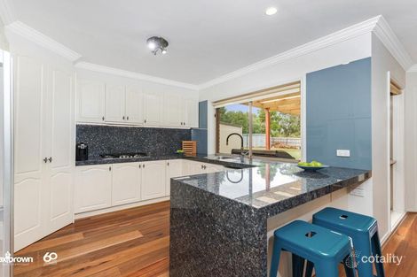 Property photo of 11 Baystone Place Lilydale VIC 3140