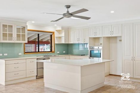 Property photo of 5 Harwood Close Mannering Park NSW 2259