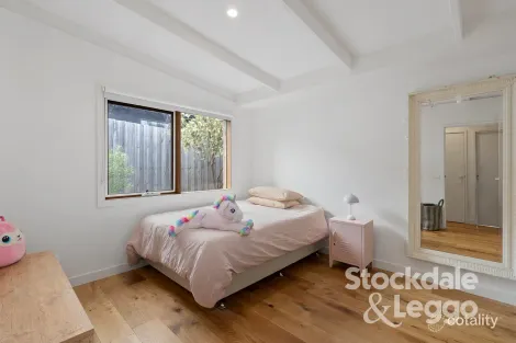 Property photo of 10 Fairway Drive Rye VIC 3941