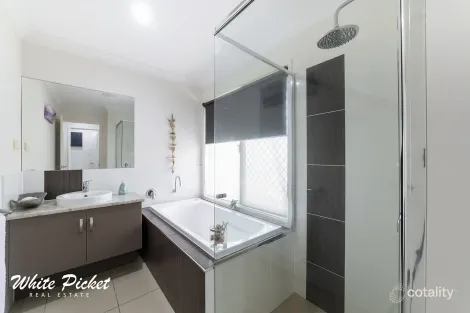 Property photo of 20 Dorothy Place Mirani QLD 4754