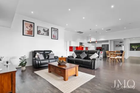 Property photo of 37 Kilkivan Drive Ormeau QLD 4208