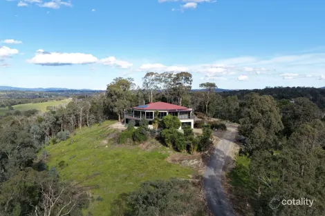 70 LEONARD RD, LILYDALE, VIC 3140