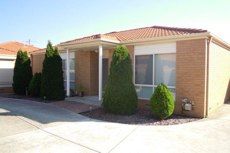 2/15 Gatcum Ct, Noble Park, VIC 3174