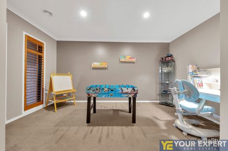 Property photo of 49 Stately Drive Cranbourne East VIC 3977